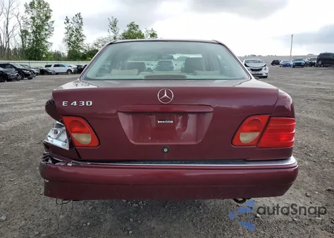 1999 Mercedes-Benz E 430 из США, поврежденный, VIN WDBJF70H3XA731073